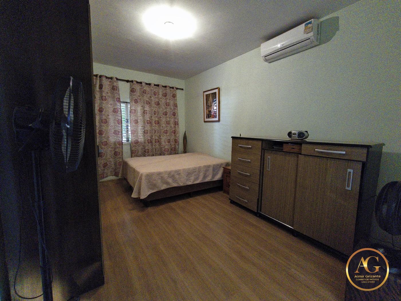 Casa à venda com 3 quartos, 198m² - Foto 8