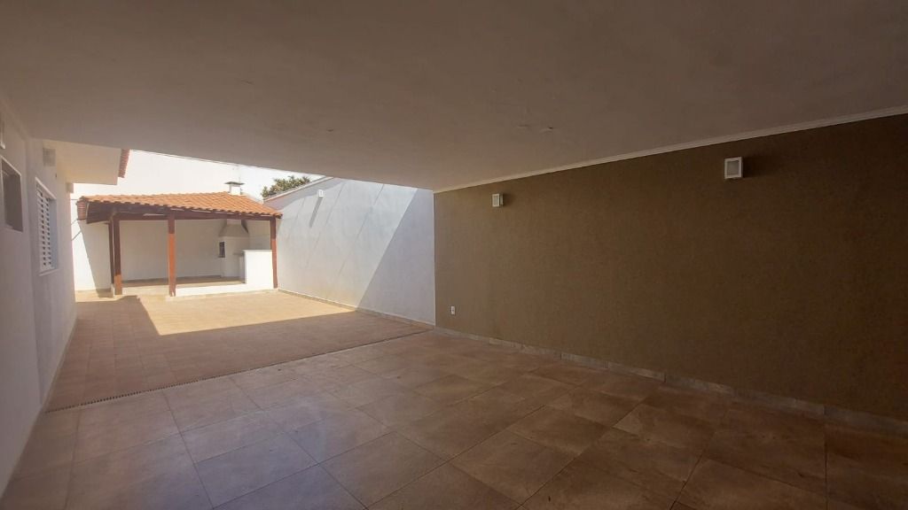 Casa à venda com 3 quartos, 200m² - Foto 20