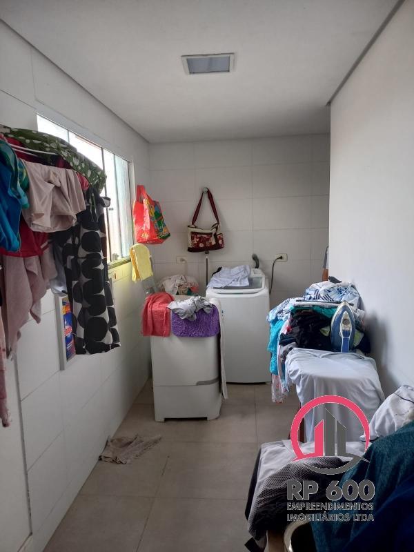 Casa à venda com 2 quartos, 125m² - Foto 22