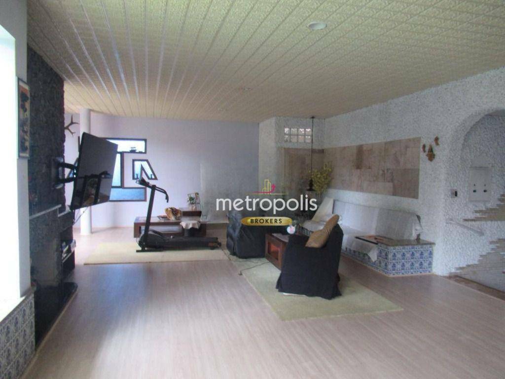 Casa à venda com 9 quartos, 377m² - Foto 5