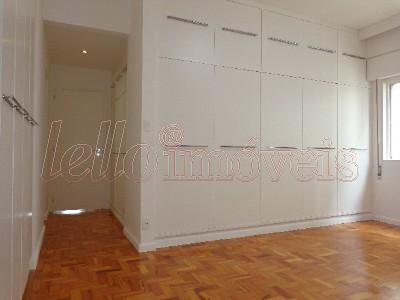 Apartamento para alugar com 3 quartos, 230m² - Foto 10