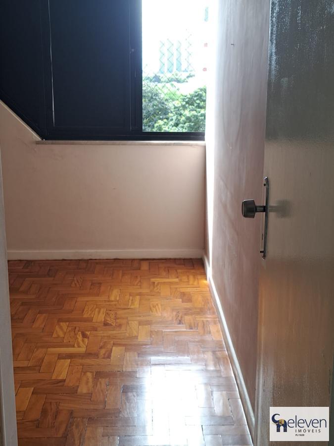 Apartamento à venda com 4 quartos, 145m² - Foto 17