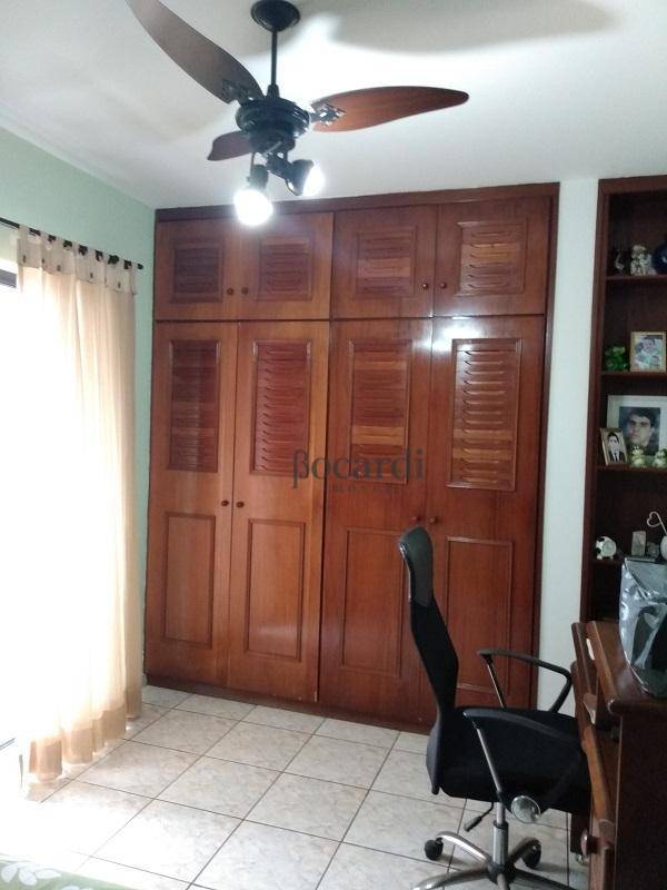 Apartamento à venda com 2 quartos, 100m² - Foto 27