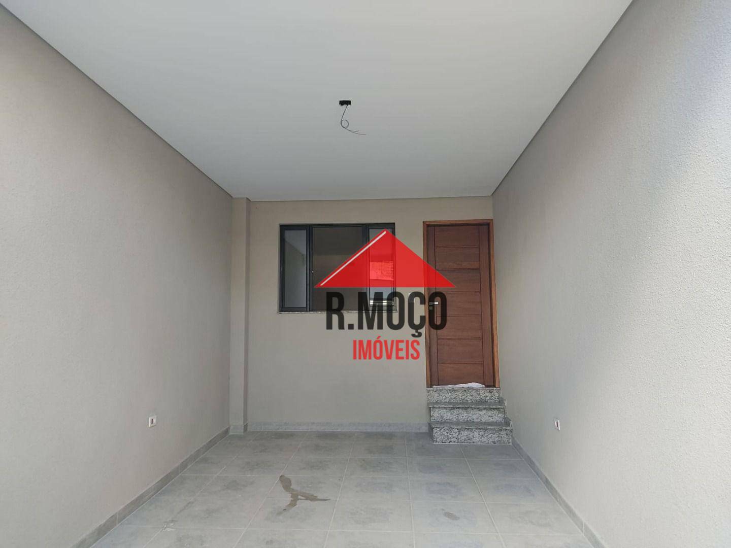 Sobrado à venda com 3 quartos, 111m² - Foto 1