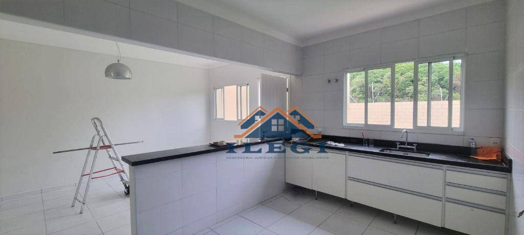 Casa de Condomínio à venda com 3 quartos, 180m² - Foto 18