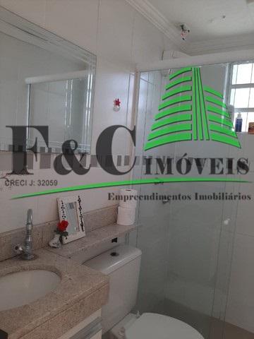 Apartamento à venda com 3 quartos, 61m² - Foto 13