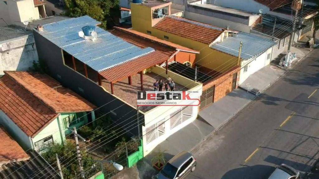 Casa à venda com 2 quartos, 140m² - Foto 5