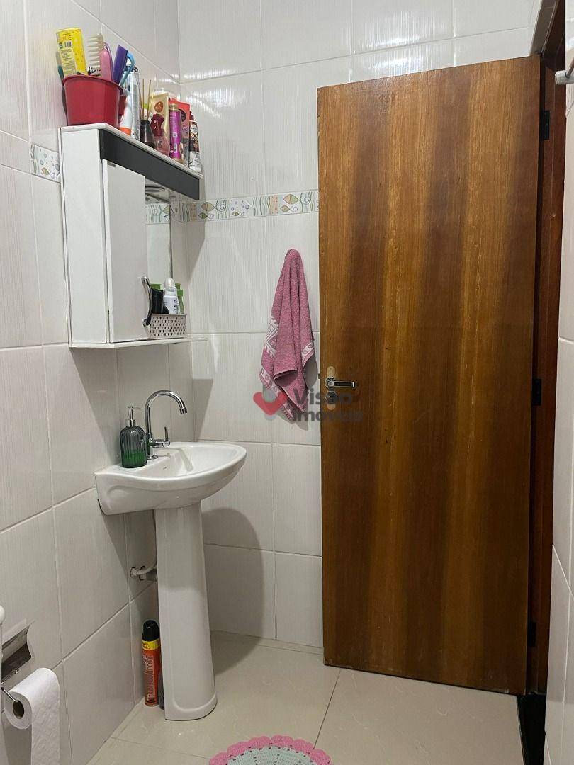 Casa à venda com 2 quartos, 116m² - Foto 11