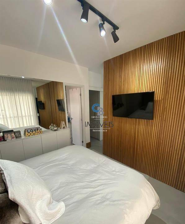 Apartamento à venda com 3 quartos, 127m² - Foto 9