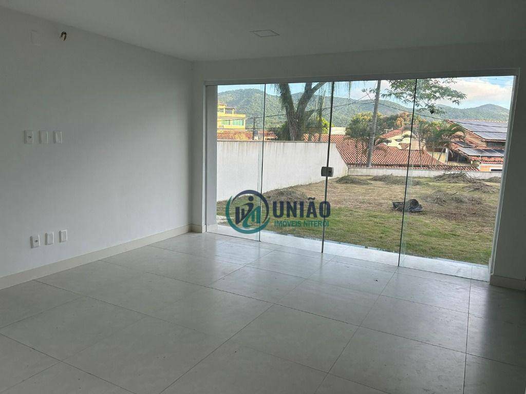 Casa à venda com 3 quartos, 121m² - Foto 3