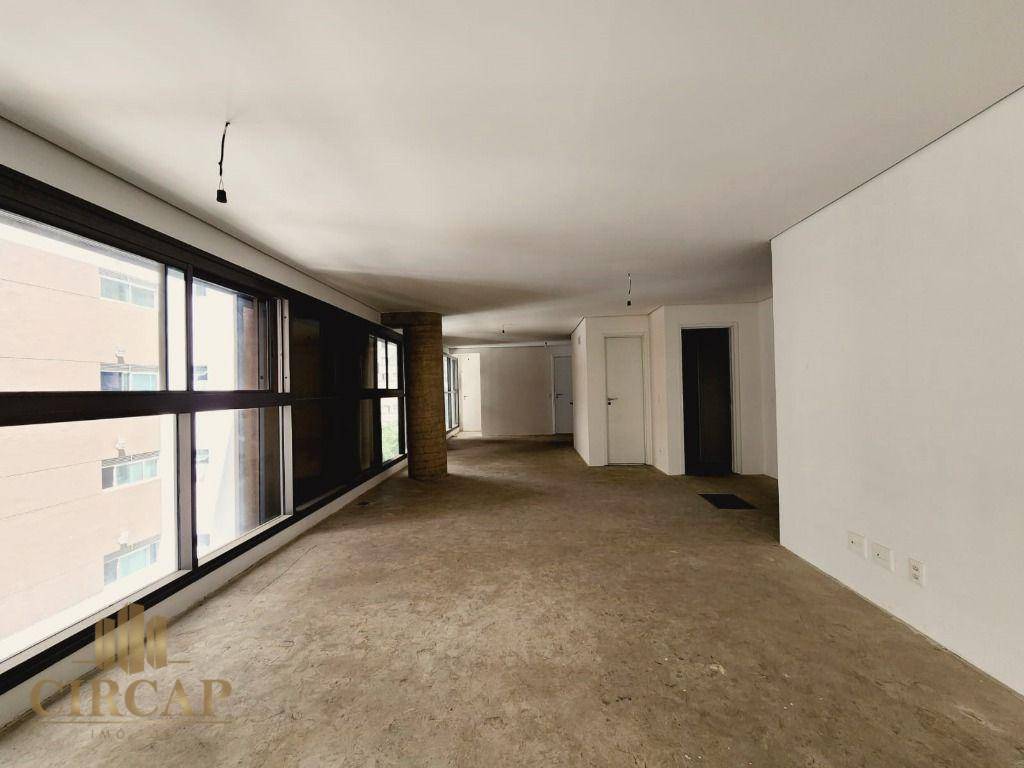 Apartamento à venda com 3 quartos, 143m² - Foto 5