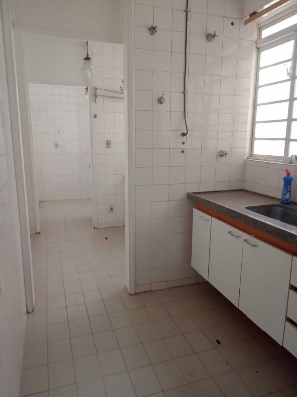 Apartamento à venda com 3 quartos, 120m² - Foto 12