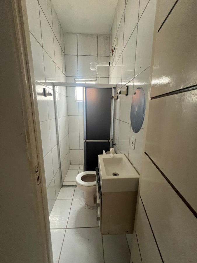 Casa para alugar com 4 quartos, 200m² - Foto 9