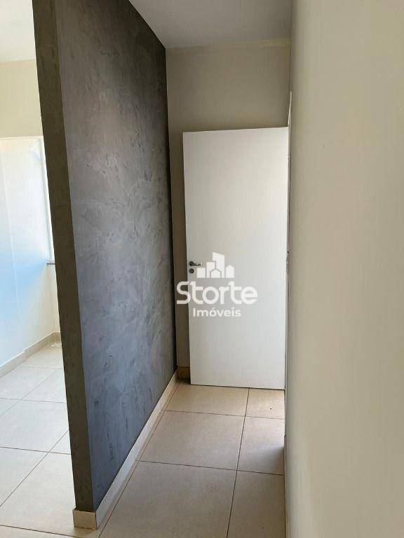 Apartamento à venda com 2 quartos, 69m² - Foto 5