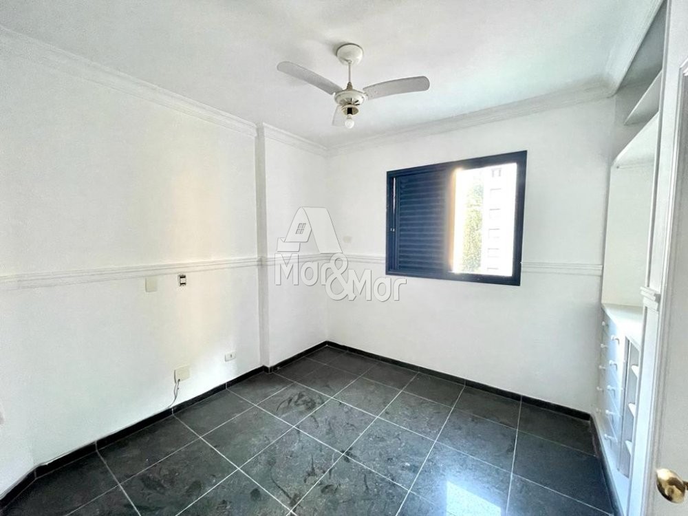 Apartamento à venda com 3 quartos, 137m² - Foto 10