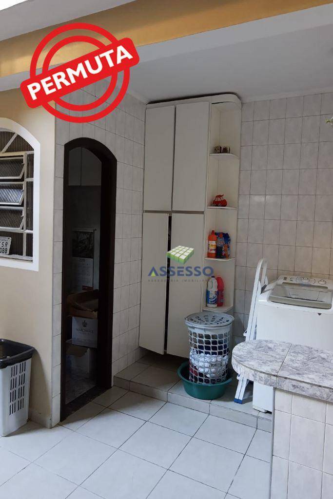 Casa à venda com 3 quartos, 160m² - Foto 7