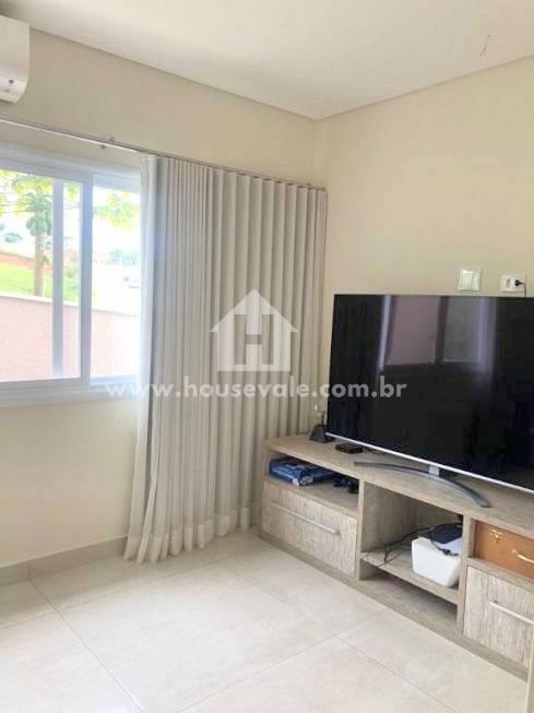 Sobrado à venda com 3 quartos, 300m² - Foto 2