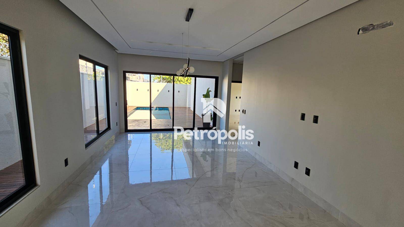 Casa à venda com 3 quartos, 200m² - Foto 10