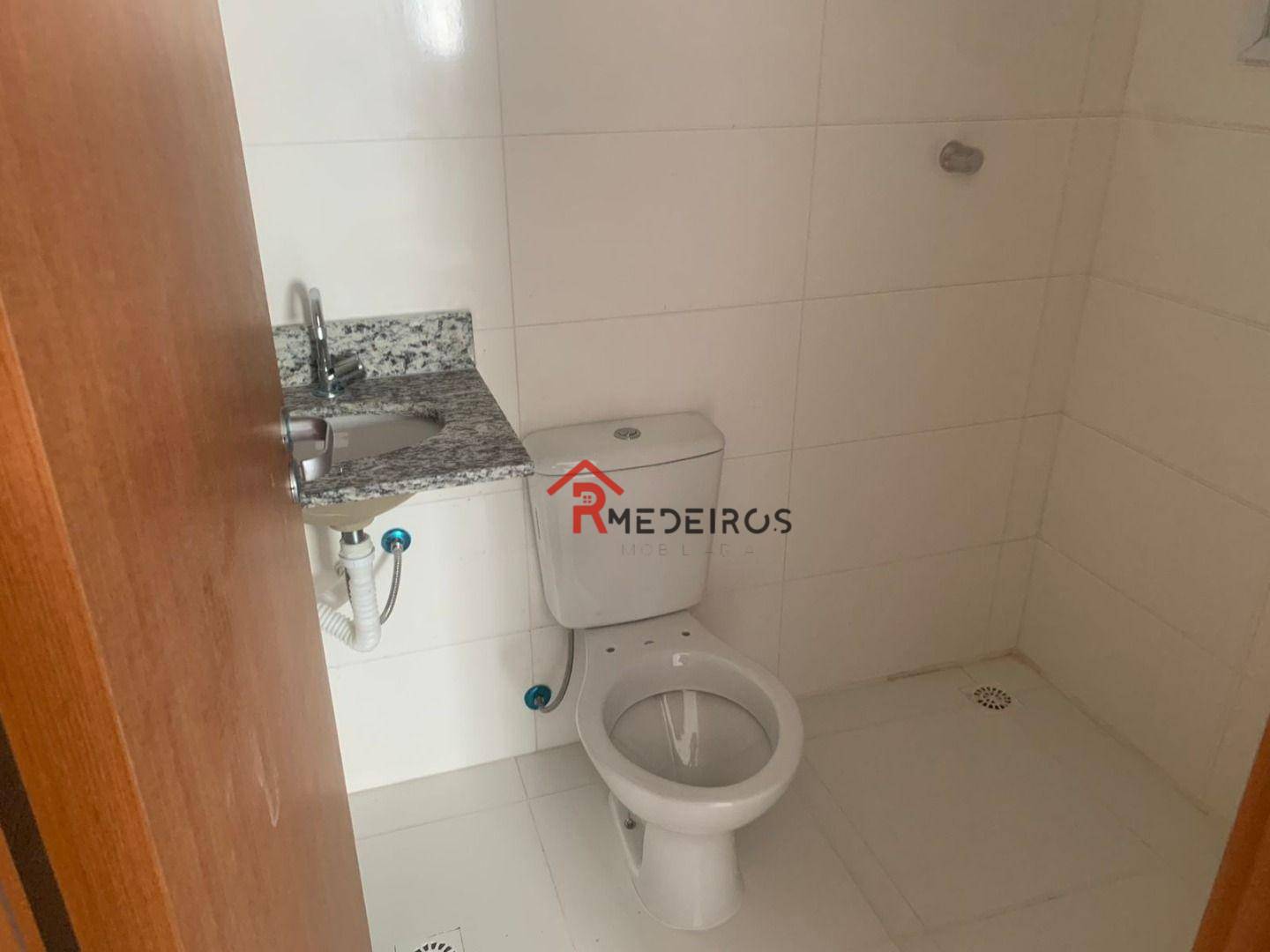 Apartamento para alugar com 2 quartos, 65m² - Foto 11