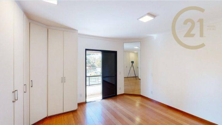 Apartamento à venda com 4 quartos, 220m² - Foto 17