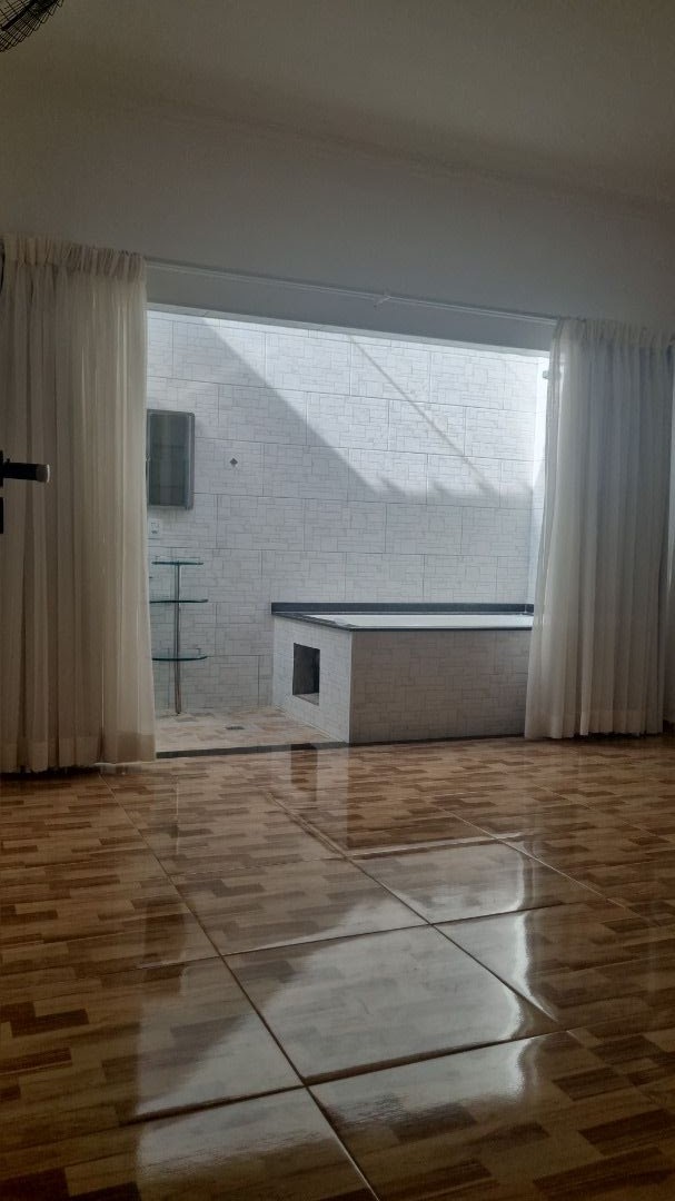 Casa à venda com 3 quartos, 350m² - Foto 5