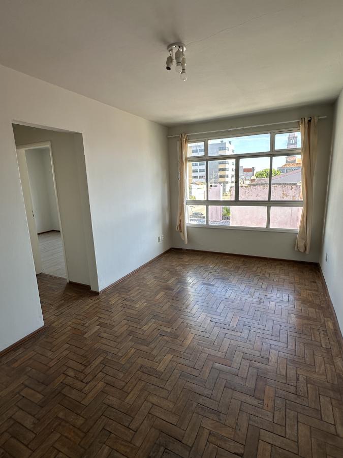 Apartamento à venda com 2 quartos, 83m² - Foto 2