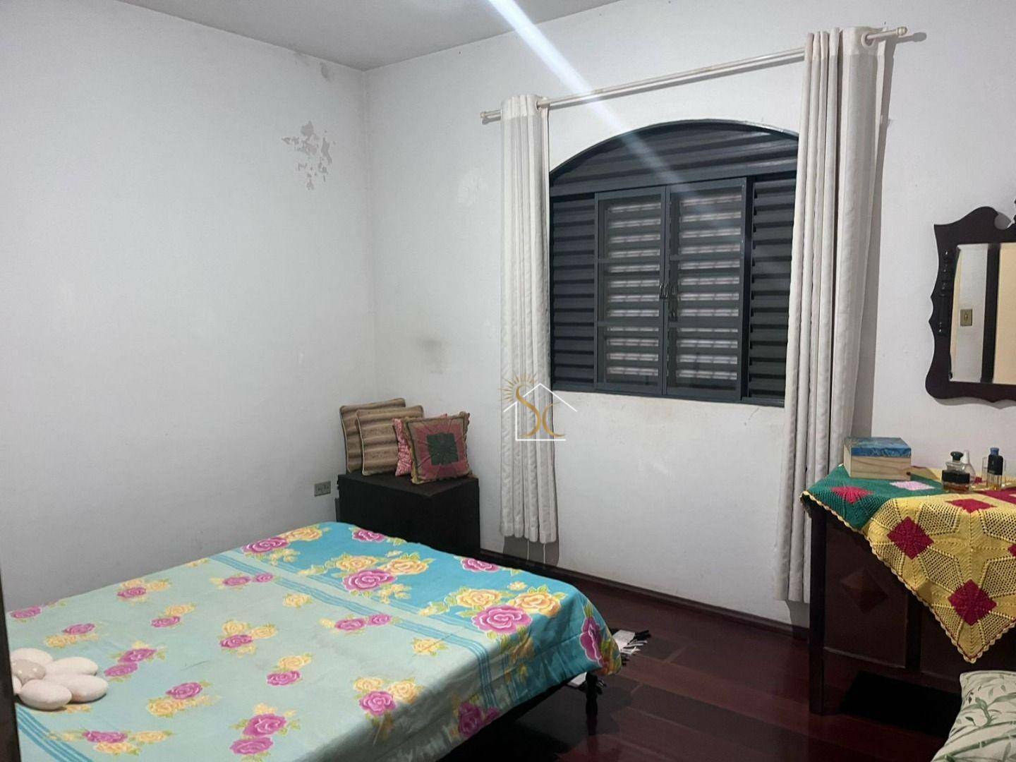 Casa à venda com 3 quartos, 109m² - Foto 4