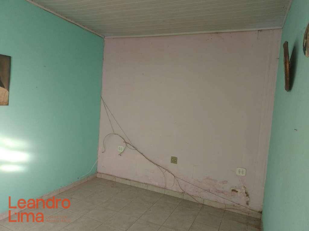 Casa à venda com 1 quarto, 93m² - Foto 14