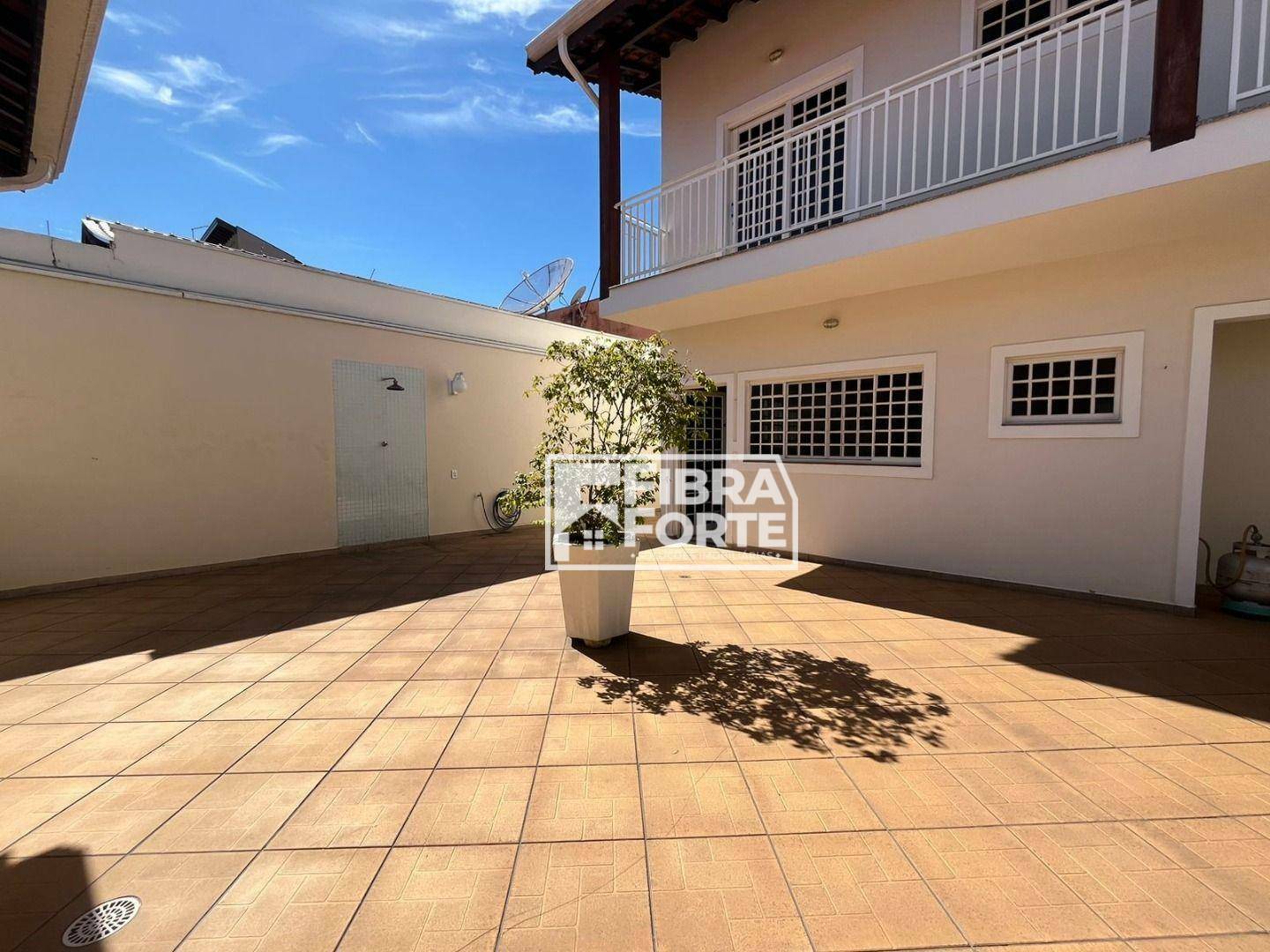 Casa à venda com 3 quartos, 191m² - Foto 47