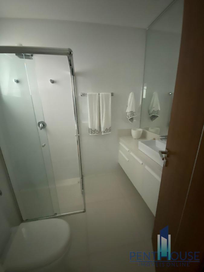 Apartamento à venda com 3 quartos, 182m² - Foto 14