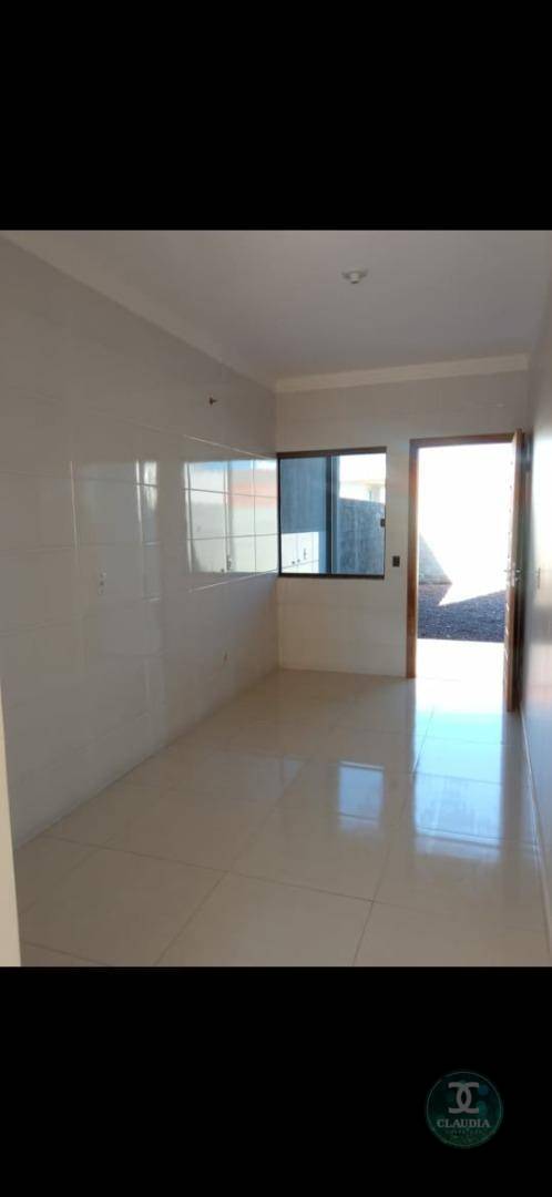 Casa à venda com 2 quartos, 56m² - Foto 5