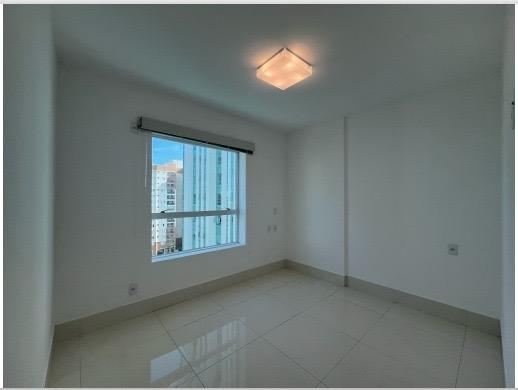 Apartamento à venda com 3 quartos, 84m² - Foto 9