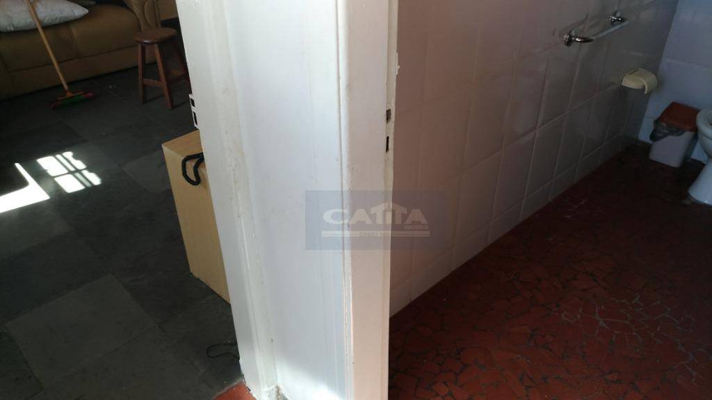 Casa à venda com 3 quartos, 240m² - Foto 28