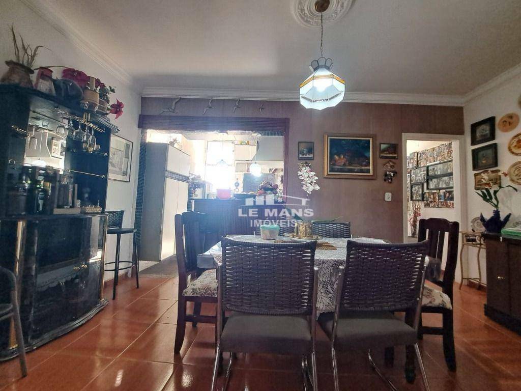 Casa para alugar com 3 quartos, 100m² - Foto 1