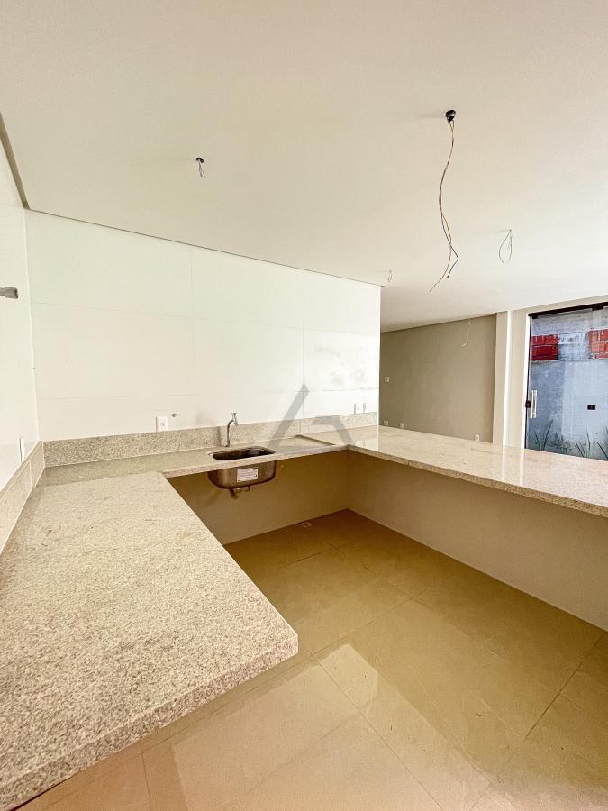 Casa de Condomínio à venda com 4 quartos, 180m² - Foto 13