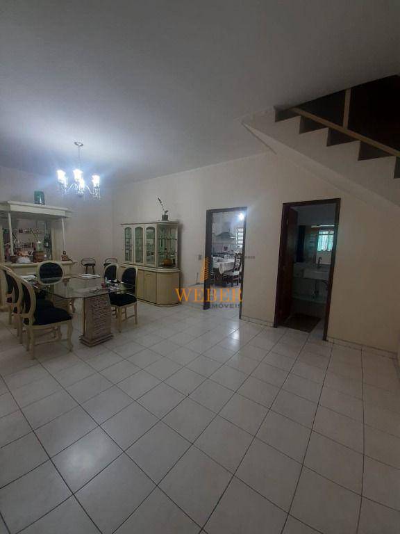 Sobrado à venda com 3 quartos, 285m² - Foto 11