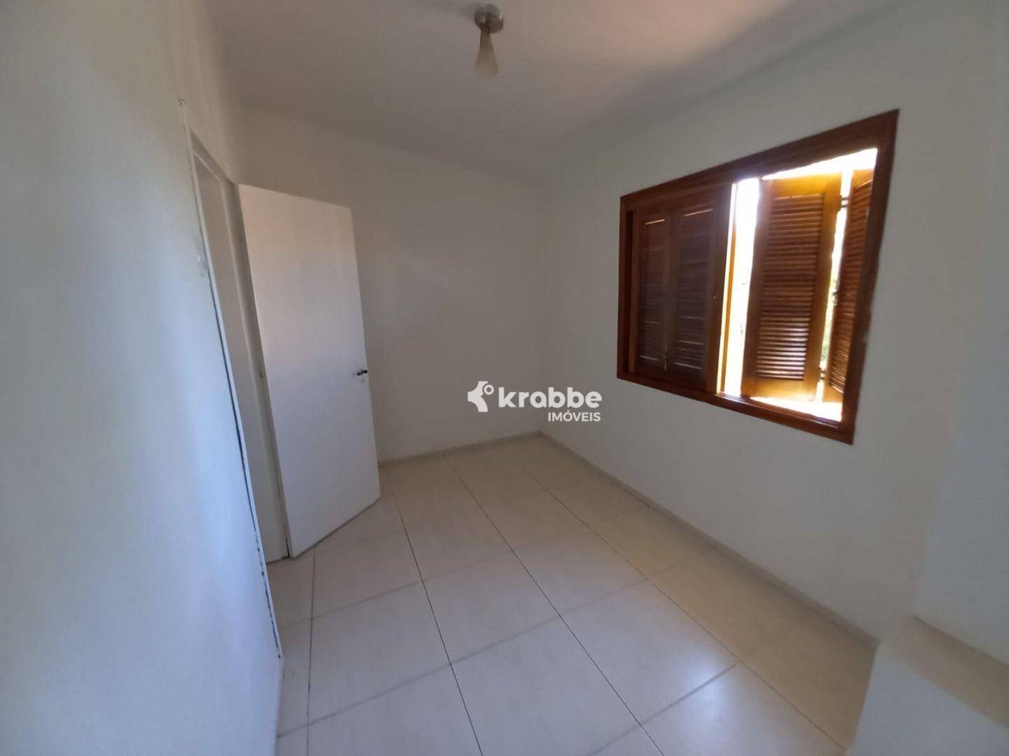 Casa para alugar com 3 quartos, 208m² - Foto 6