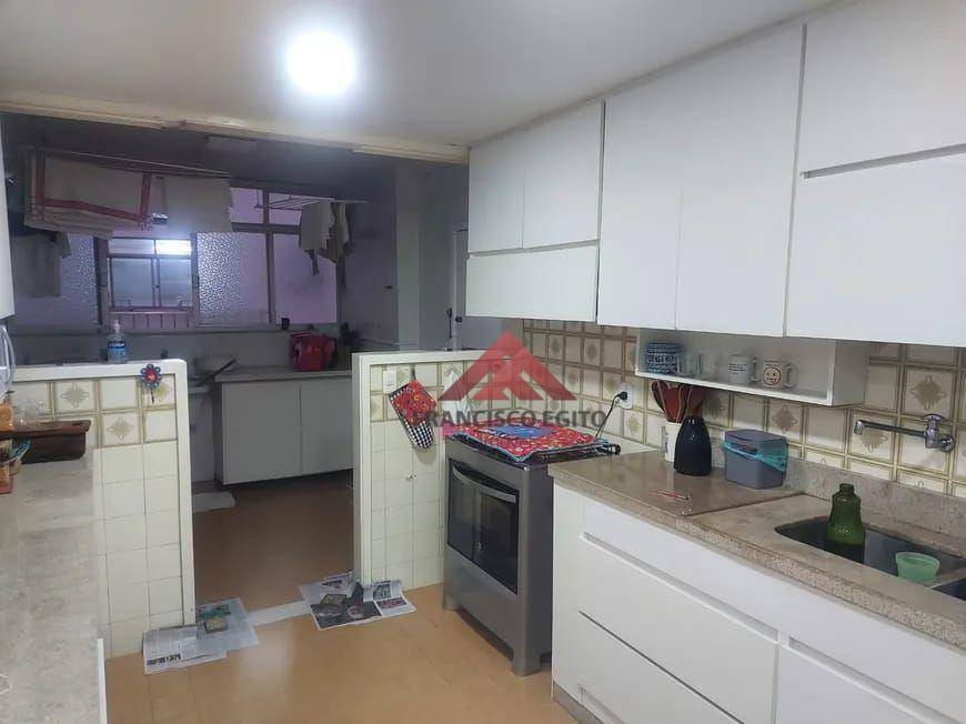 Apartamento à venda com 4 quartos, 172m² - Foto 6