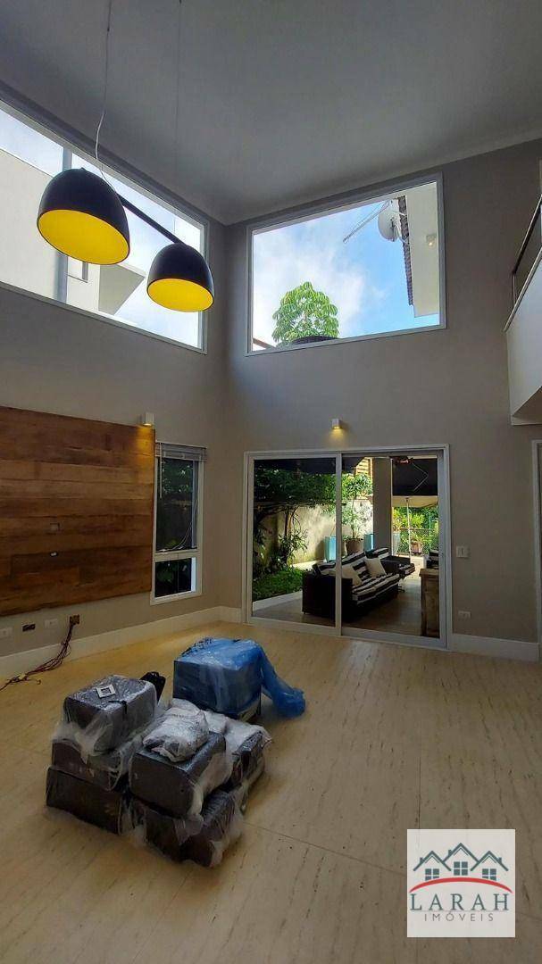 Casa de Condomínio para alugar com 4 quartos, 362m² - Foto 30