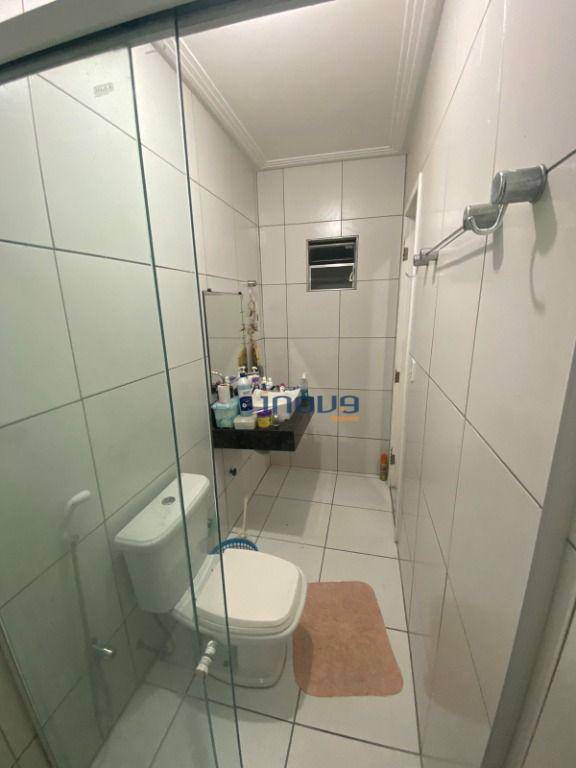 Casa à venda com 2 quartos, 240m² - Foto 31