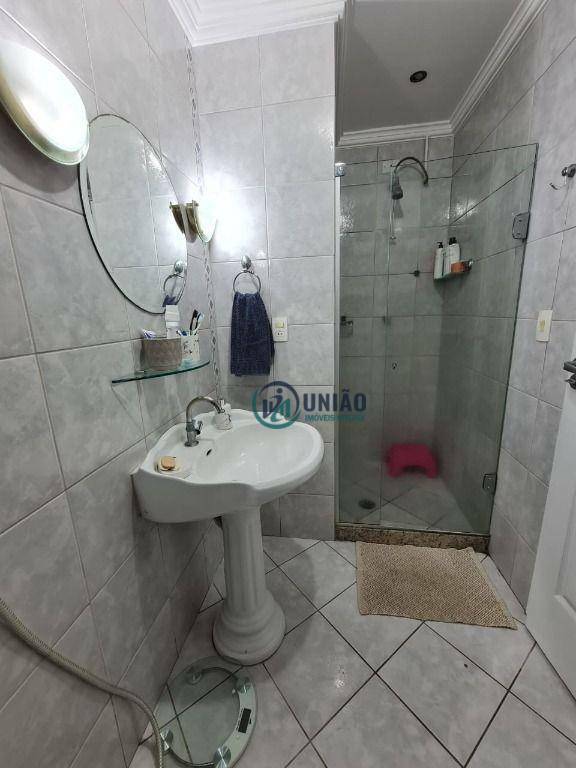 Apartamento à venda com 2 quartos, 80m² - Foto 24