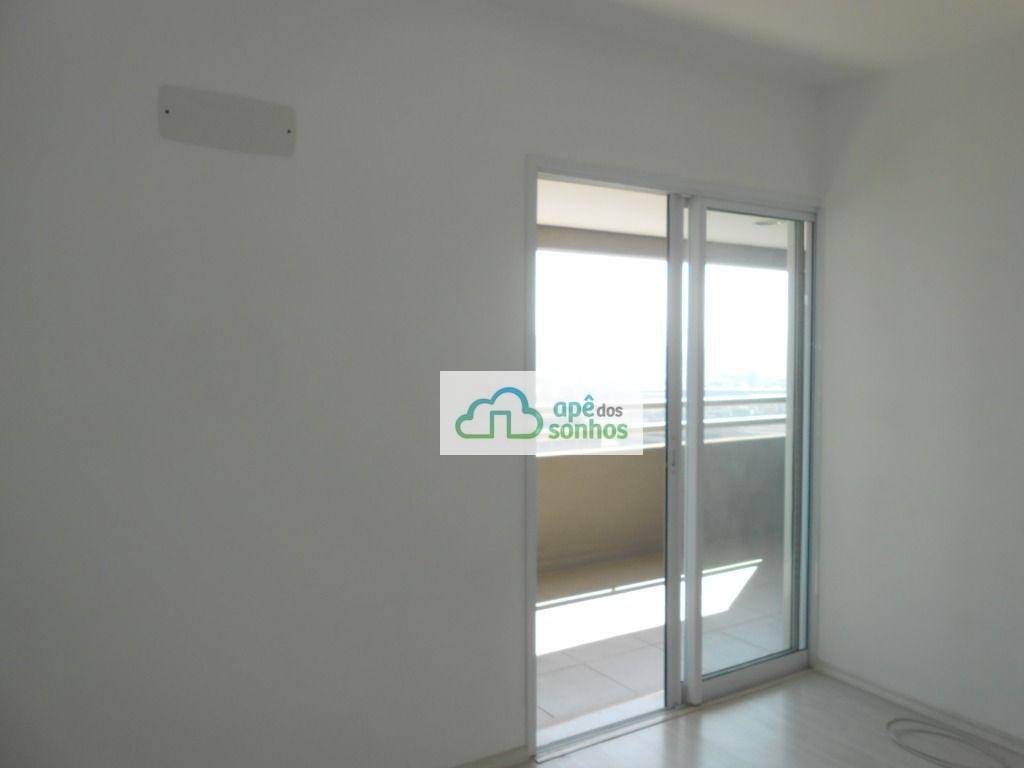 Apartamento para alugar com 1 quarto, 45m² - Foto 12