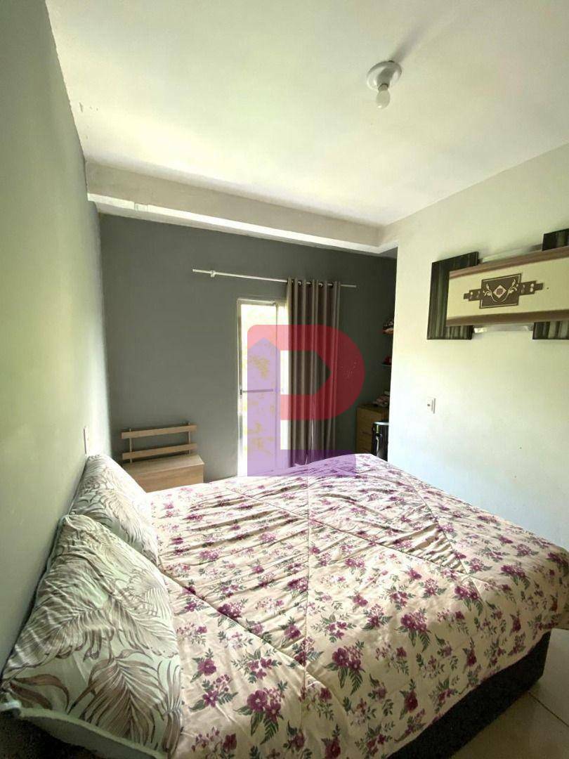 Casa à venda com 2 quartos, 65m² - Foto 8