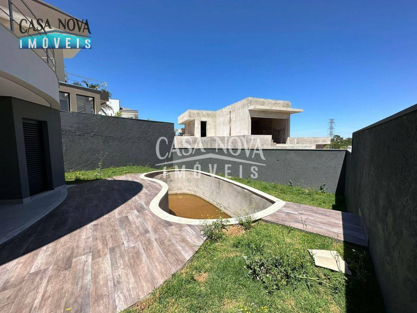 Casa de Condomínio à venda com 3 quartos, 250m² - Foto 9