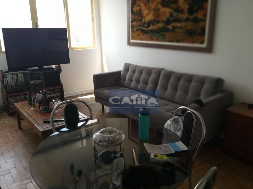 Apartamento à venda com 2 quartos, 67m² - Foto 2