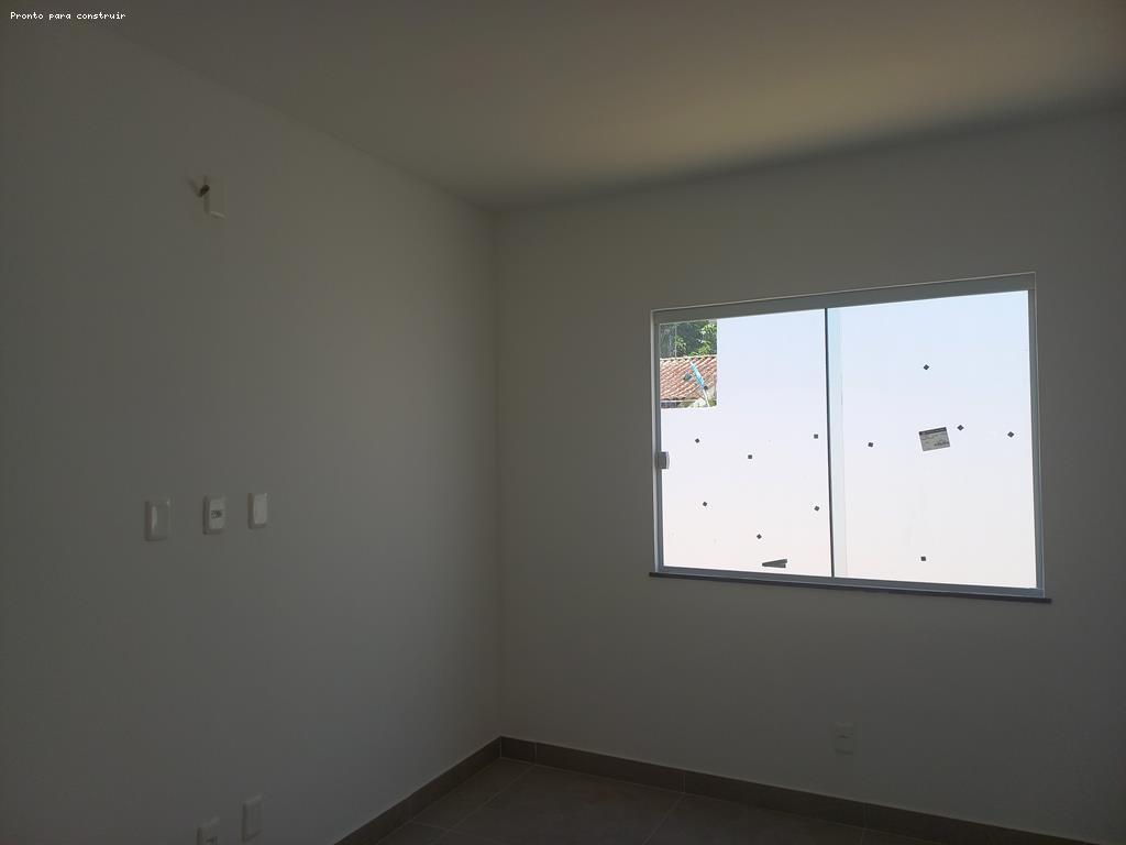 Casa à venda com 3 quartos, 115m² - Foto 11