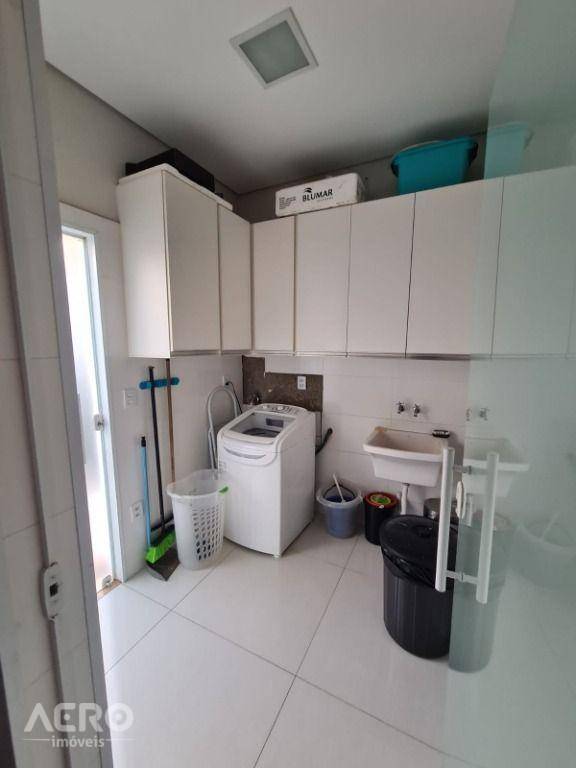 Casa de Condomínio à venda com 3 quartos, 200m² - Foto 7