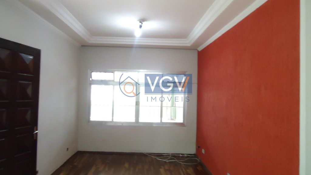 Casa à venda com 3 quartos, 140m² - Foto 2