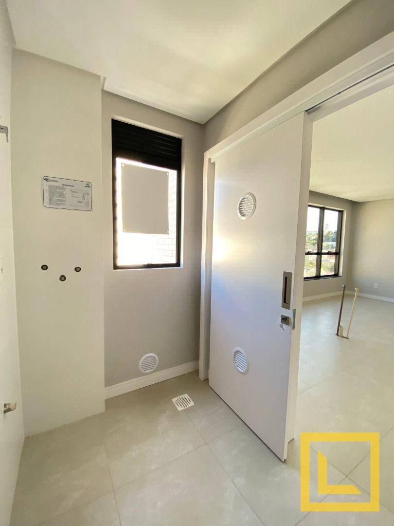 Apartamento à venda com 3 quartos, 100m² - Foto 17