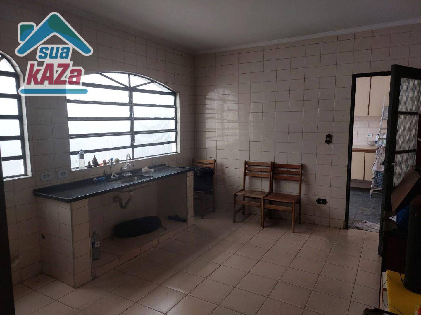 Sobrado à venda com 3 quartos, 180m² - Foto 4